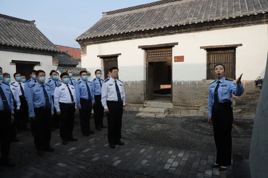 生日快乐|莱芜分局举办莱芜公安建局82周年系列庆祝活动-第5张图片-中青华夏书画院